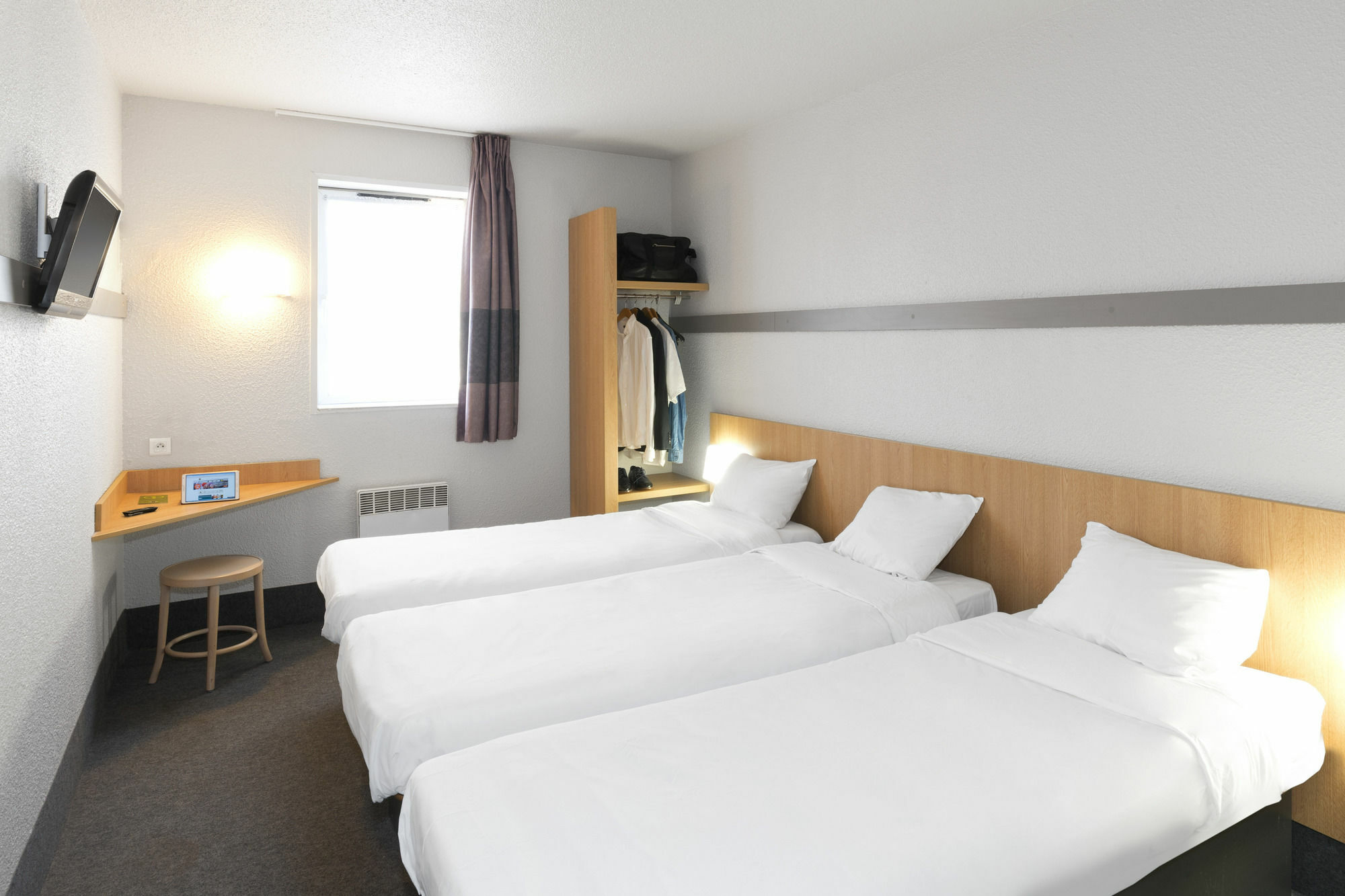 Lorient Hotel 2*
